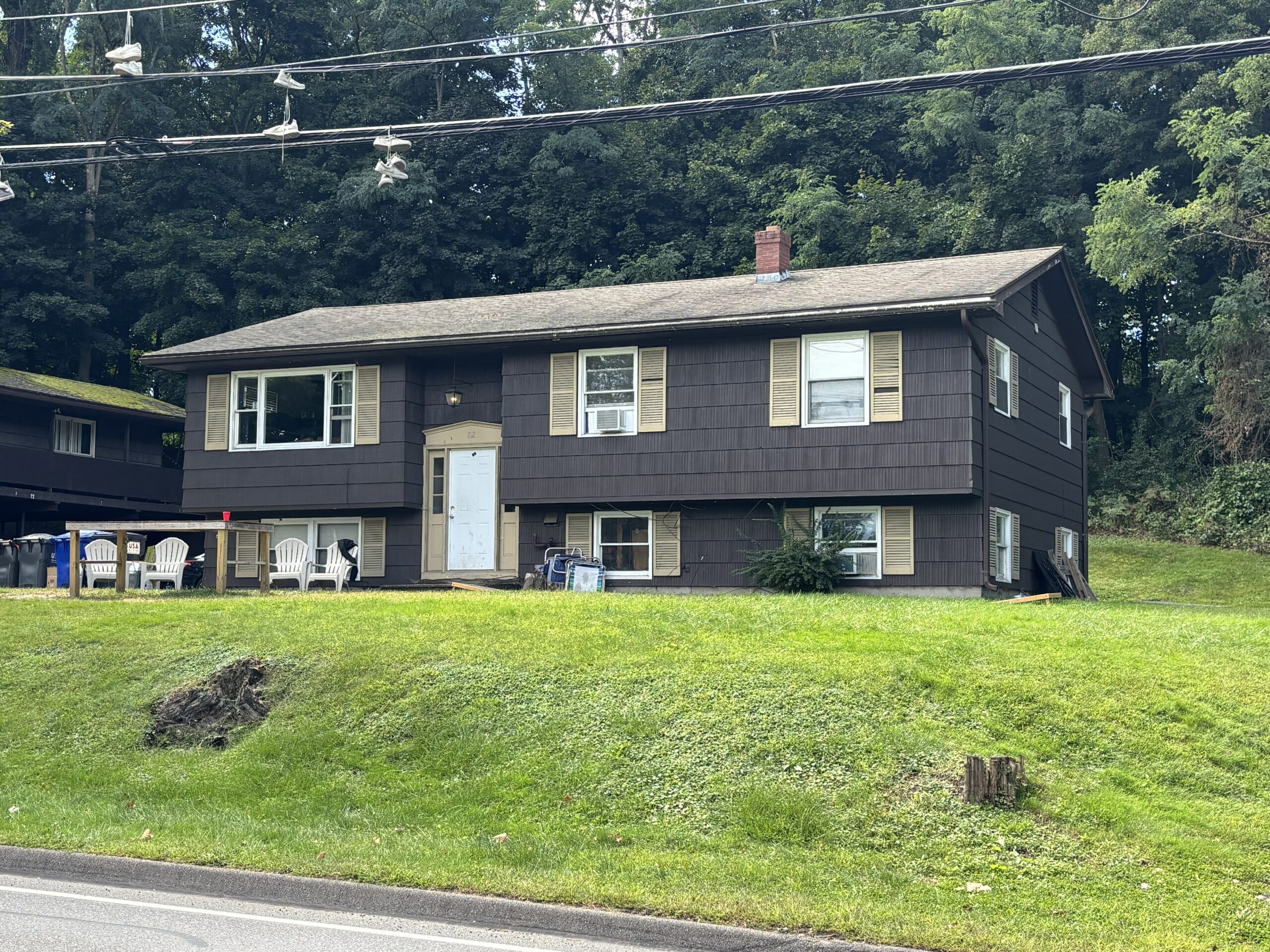 82 Triangle St- 2