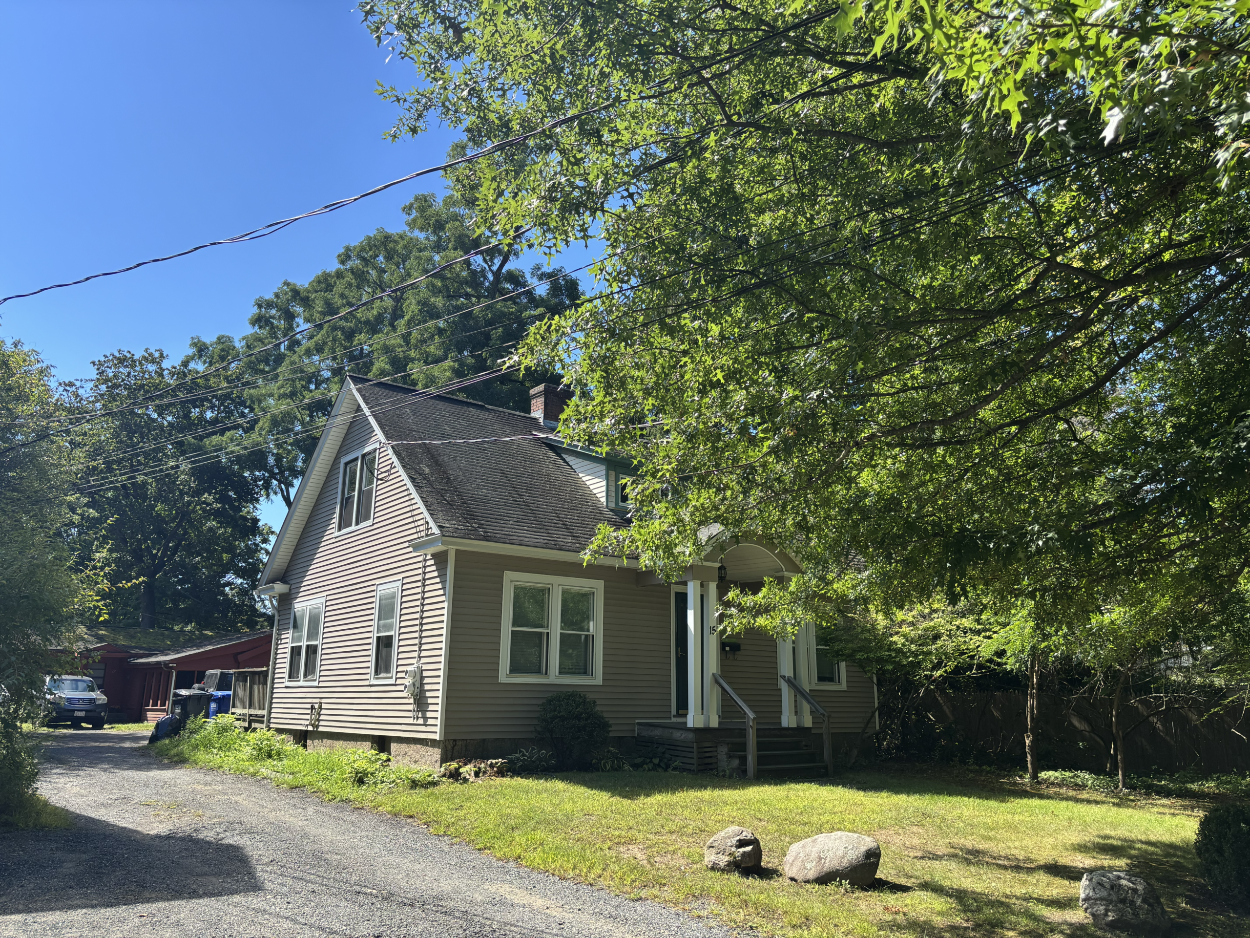 15 Cosby Ave